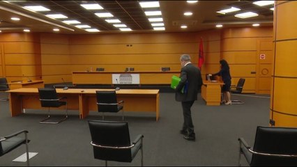 Ora News -Kryegjyqtari i Tiranës në vetting, mospërputhje në dokumentacion për deklarimin e pasurisë