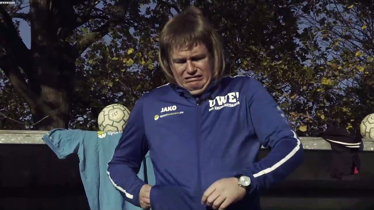 Favre & Alaba rufen bei Uwe an, Schalke 04 gewinnt und Hummels in den Sturm. Verrückte Woche!