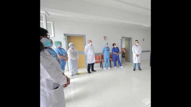 Report TV -Mjekët e familjes ndjekin mbi 1 mijë të prekur me Covid-19 në vend