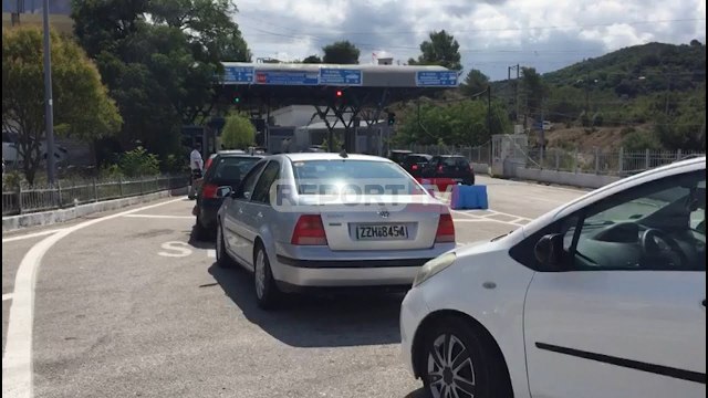 Kufijtë me Greqinë të mbyllura çdo mbrëmje, hapen në mëngjes! Pala greke u bën tamponin qytetarëve