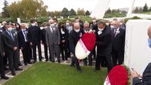 Eski başbakanlardan Bülent Ecevit vefatının 14'üncü yılında kabri başında anıldı - ANKARA