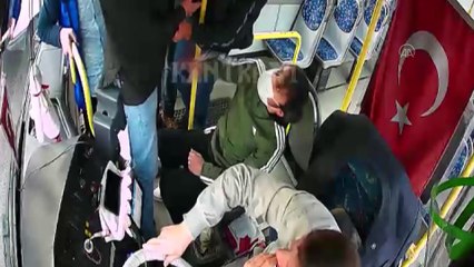 Özel halk midibüsü sürücüsüne darp güvenlik kamerasında - KOCAELİ