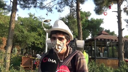 18 Yaşındaki Genç, 1 Yılda Otostop Çekerek 50’den Fazla Şehir Gezdi