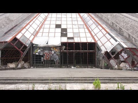 Piramida, premtimi i harruar, Veliaj premtoi në vitin 2016 rikonstruktimin por është ende e rrënuar