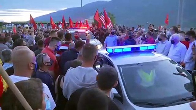 Президент Косова уходит в отставку из-за обвинений в военных преступлениях