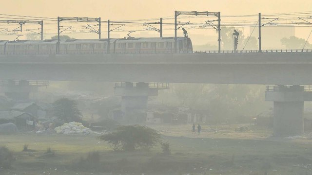 Delhi turns into Gas Chamber: What Delhiites has to say?