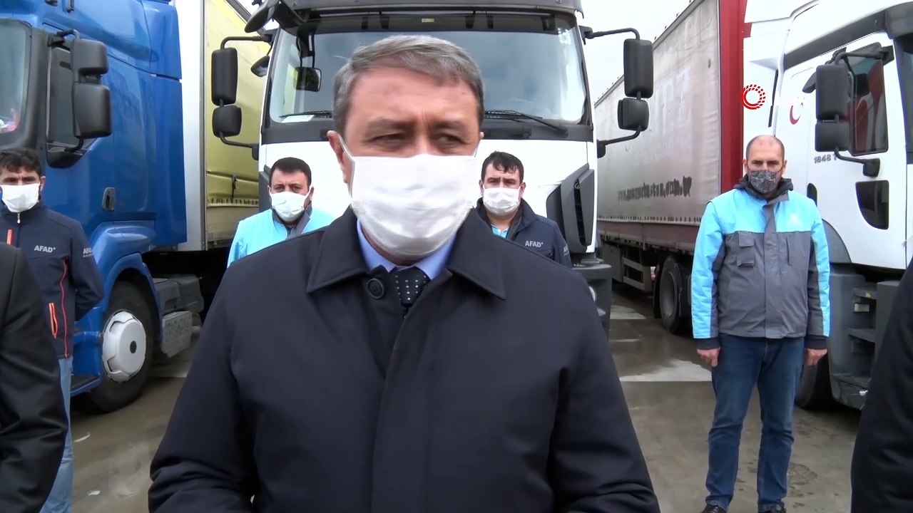 Balıkesir’den İzmir’e 3 tır yardım kolisi gönderildi