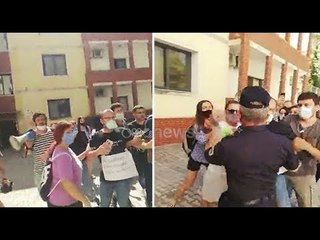 Protesta me megafon para Inspektoriatit: Hajduta! Jeni bashkëpunëtorë në vrasjen e punëtorëve