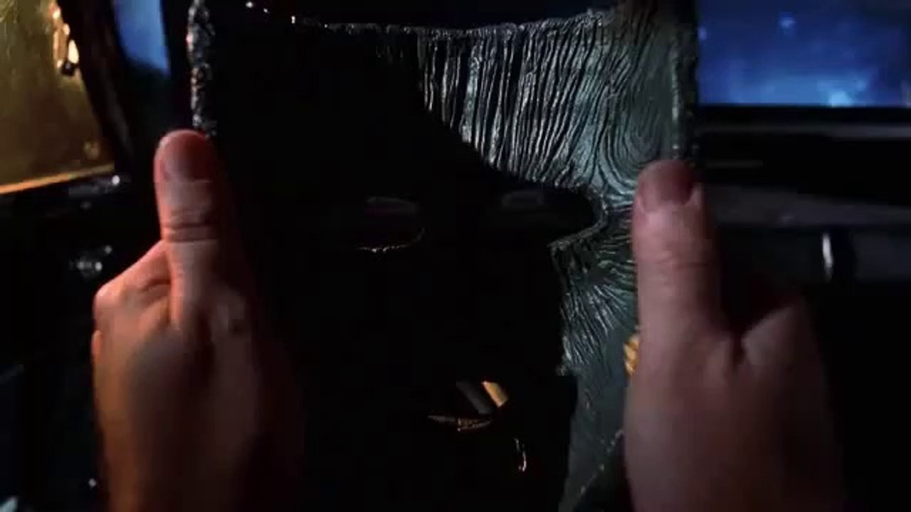 Man was transfigured with a strange mask and held merry parties