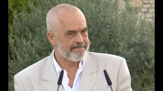 Report TV -Përfundon mbledhja e grupit parlamentar të PS, përcaktohen drejtuesit e qarqeve
