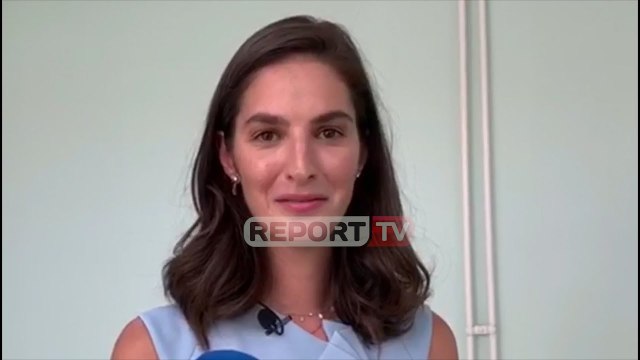 22 orë udhëtim për të votuar në Mal të Zi, modelja: Mburrem që jam shqiptare, të bashkohemi për besë