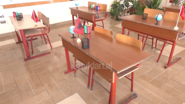 Rikthehen ne shkolle 4500 nxenes te klasave I-V | Lajme - News