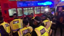 Koronavirüs protestosunda gözaltı (1) - LONDRA
