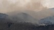 Ora News - Gjirokastër, zjarri djeg kurorën e pishave në Parkun Natyror