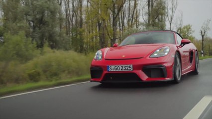 The new Porsche 718 Spyder (PDK) Driving Video