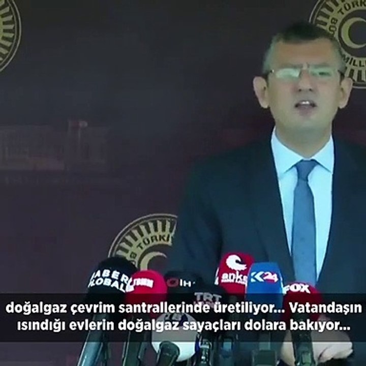 CHP'li Özgür Özel: Vatandaşın kursağından geçen her lokma dolara bakıyor, Albayrak üç maymunu oynuyor