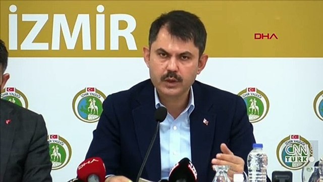 Bakan Kurum'dan İzmir açıklaması: Binası az hasarlı olan vatandaşlarımız evlerine girebilir
