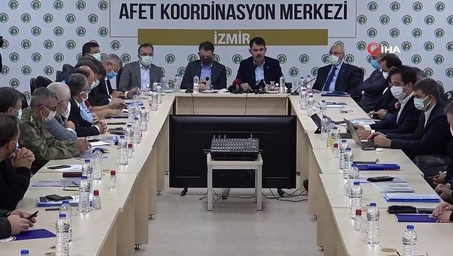 Bakan Kurum ve Pakdemirli Afet Koordinasyon merkezinde açıklamalarda bulundu