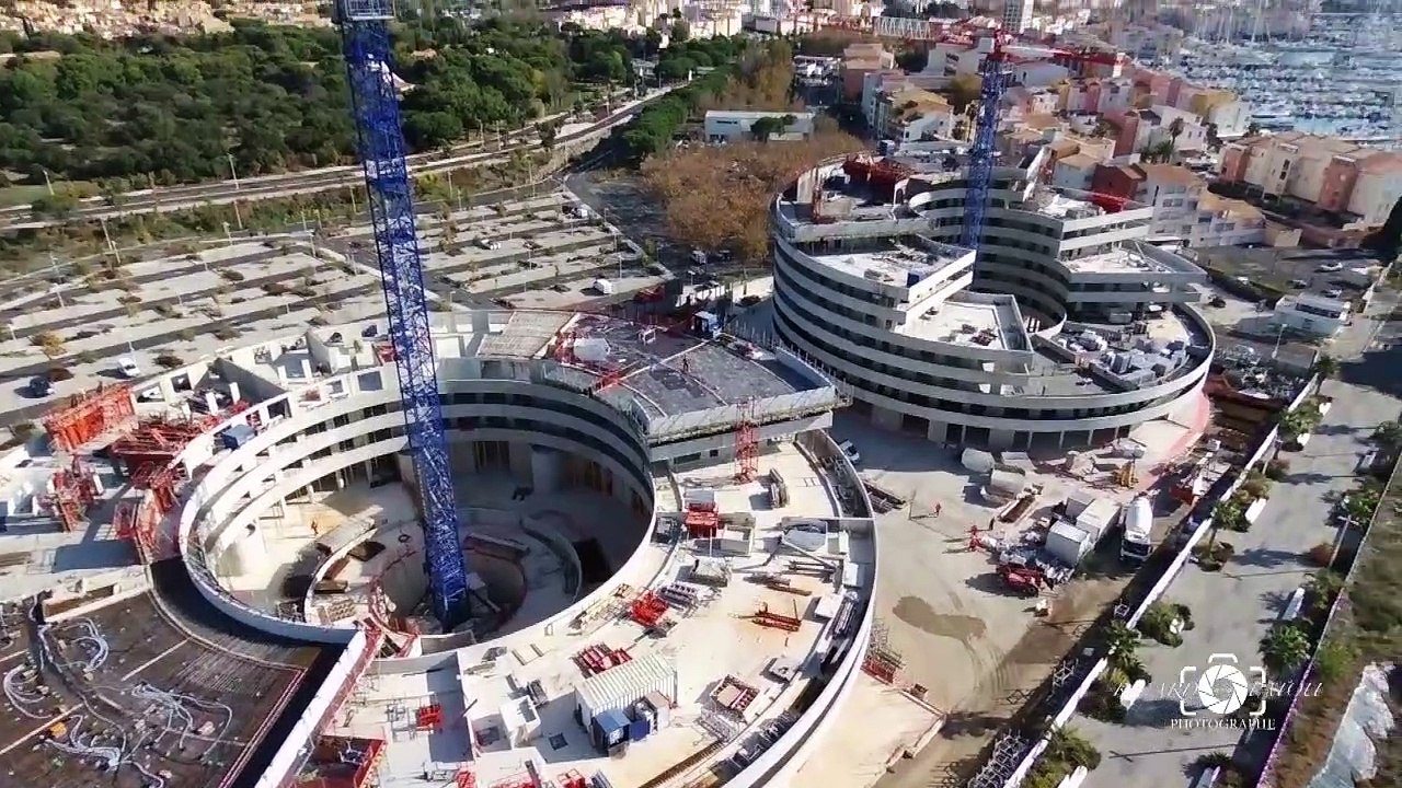 LE CAP D'AGDE - L'avancée des travaux au centre port