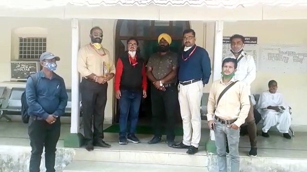 महाराष्ट्र पुलिस द्वारा द्वेषपूर्ण तरीके से की गई कार्यवाही के विरूद्ध राष्ट्रपति के नाम एक ज्ञापन