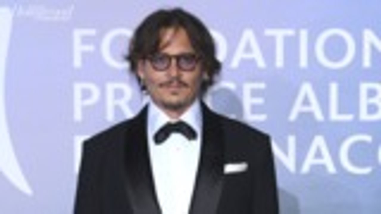 Warner Bros. Forces Johnny Depp to Resign From 'Fantastic Beasts' Franchise | THR News