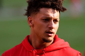 Patrick Mahomes Joins Dan Marino to Break This Record in Their First 4 Seasons