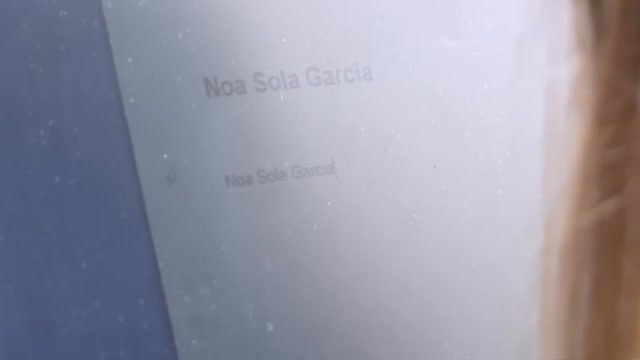Los médicos del hospital Sant Joan de Deu evitan que Noa se quede ciega gracias a una innovadora terapia génica
