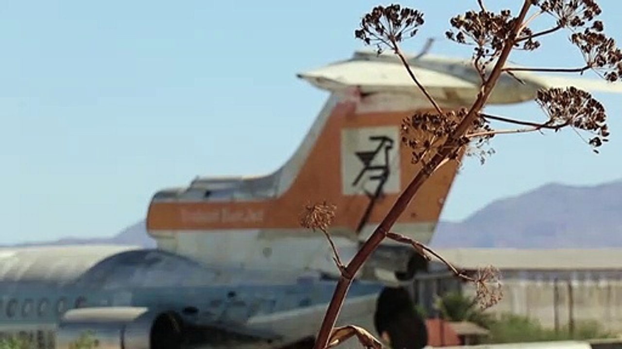 Lost place in der pufferzone: geisterflughafen in zypern