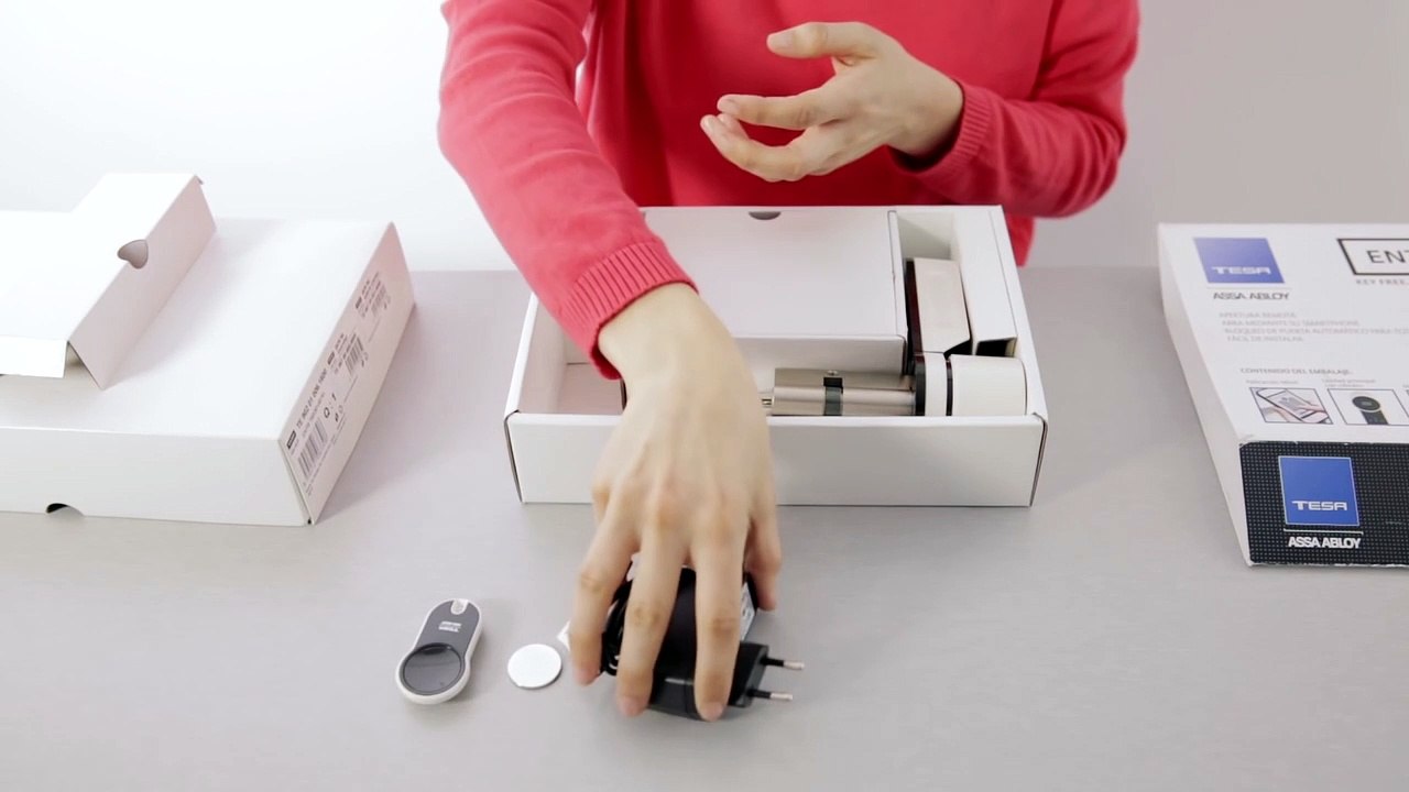 Unboxing e instalación del ENTR de TESA ASSA ABLOY