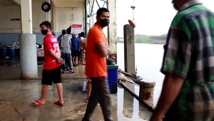 ระนอง เรือขนส่งสินค้าหางยาวล่ม