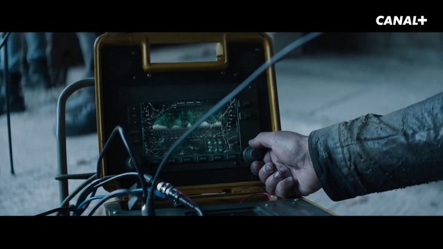 LA GUERRE DES MONDES CHAPITRE II - Extrait - Attaque du vaisseau