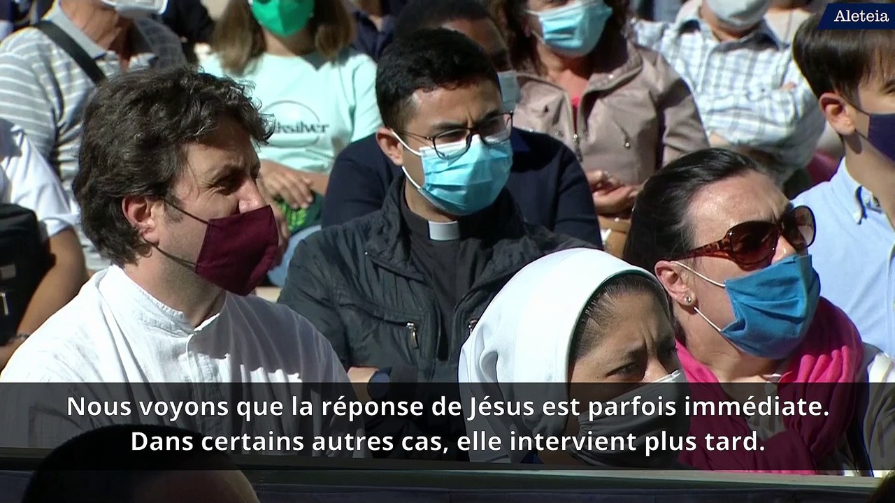 "Si Dieu est le Père, pourquoi ne nous écoute-t-il pas ?" s'interroge le pape François
