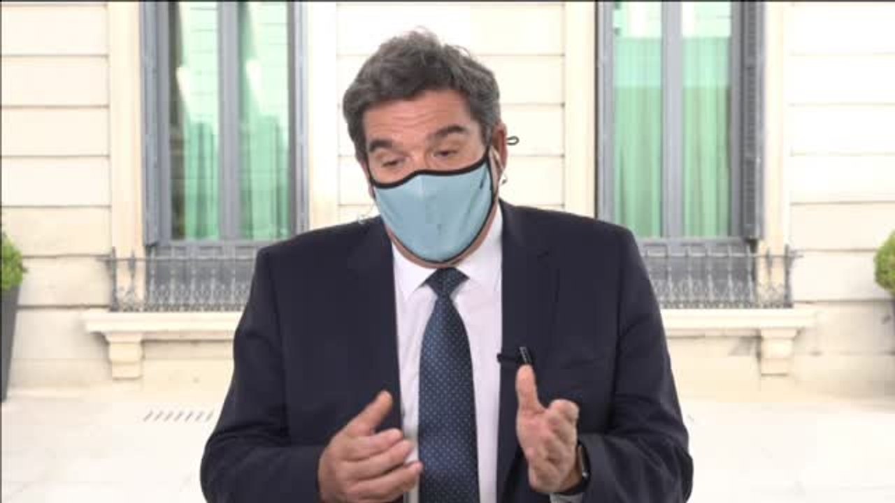 Escrivá justifica la posición del Ejecutivo porque la salida de trabajadores en ERTE se está produciendo a un ritmo "mucho más lento" del que está generando empleo