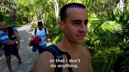 Meet the digital nomad who's been living in Airbnbs for the last four years