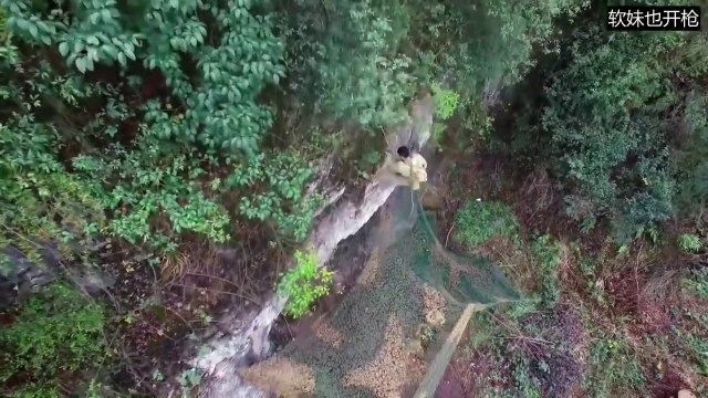 The Japanese army relied on its powerful firepower to take advantage. How could the national army special forces surprise the ammunition depot, so that the Japanese artillery completely misfired!