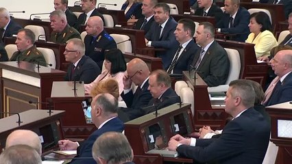 Лукашенко: "Это гибридная война"
