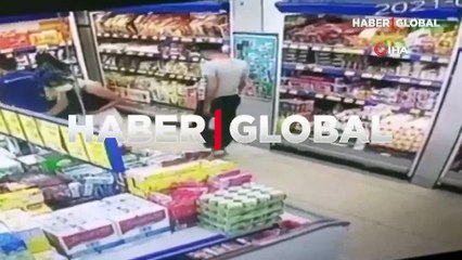 Gizli fotoğraf çeken sapık kameraya yakalandı