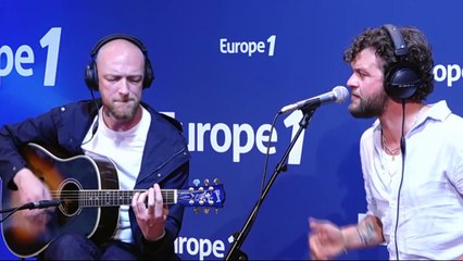 Claudio Capéo chante "Ti Amo" a cappella à Anne Roumanoff