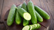 खीरा कड़वा है या मीठा ऐसे करें पहचान, कड़वाहट होगी मिनटों में दूर | How to Buy Tasty Cucumber
