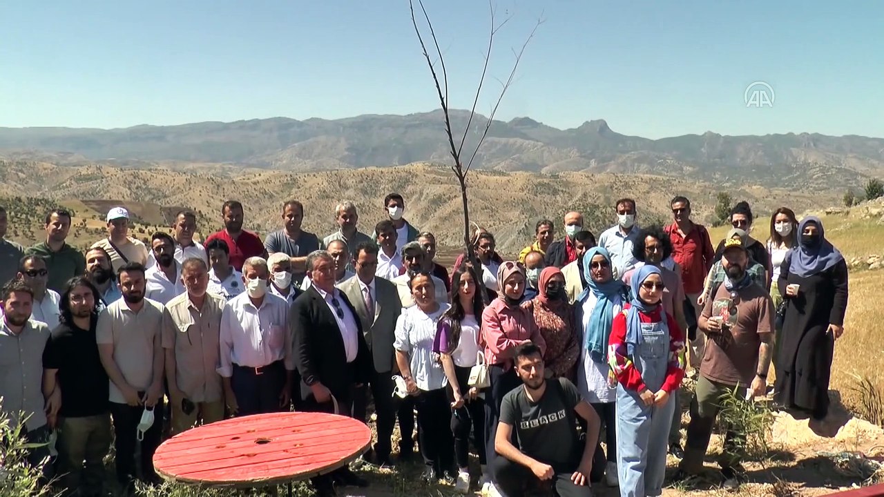 Şırnak'ta akademisyenler Nuh tufanından sonra ilk yerleşim yeri olduğu düşünülen köyü gezdi