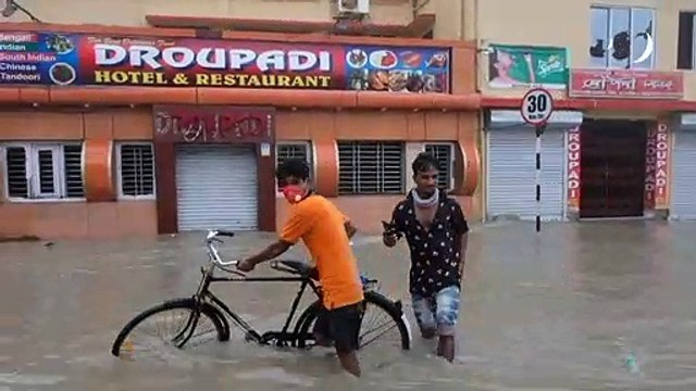 Potente ciclón Yaas azota el este de India