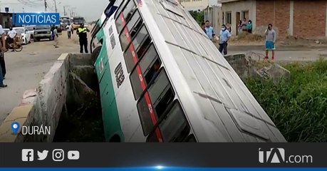 Bus de transporte urbano sufrió accidente en Durán