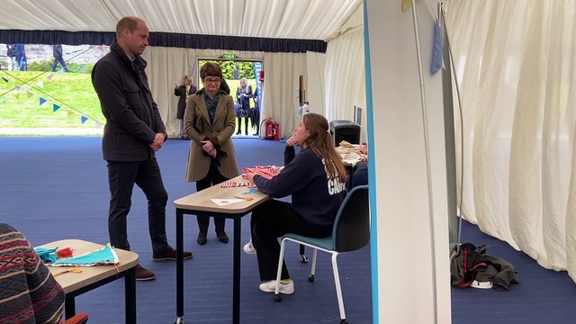 Miradas cómplices, diversión y mucho amor: Kate y Guillermo reviven los inicios de su historia