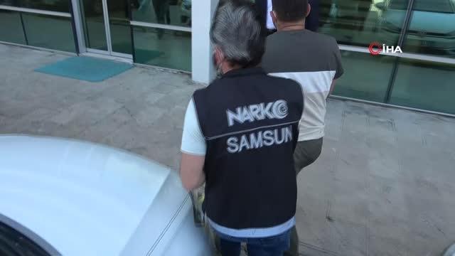 Samsun'da 7 bin 252 uyuşturucu hapla yakalanan 4 kişi adliyeye sevk edildi