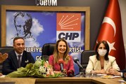 CHP Kadın Kolları Genel Başkanı Nazlıaka, Çorum'da partilileriyle bir araya geldi