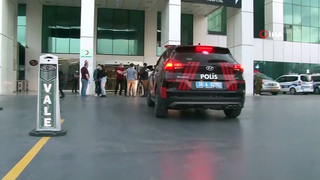 Kadıköy’de bıçaklı dehşet: Çocuklarının gözü önünde eşini öldürdü