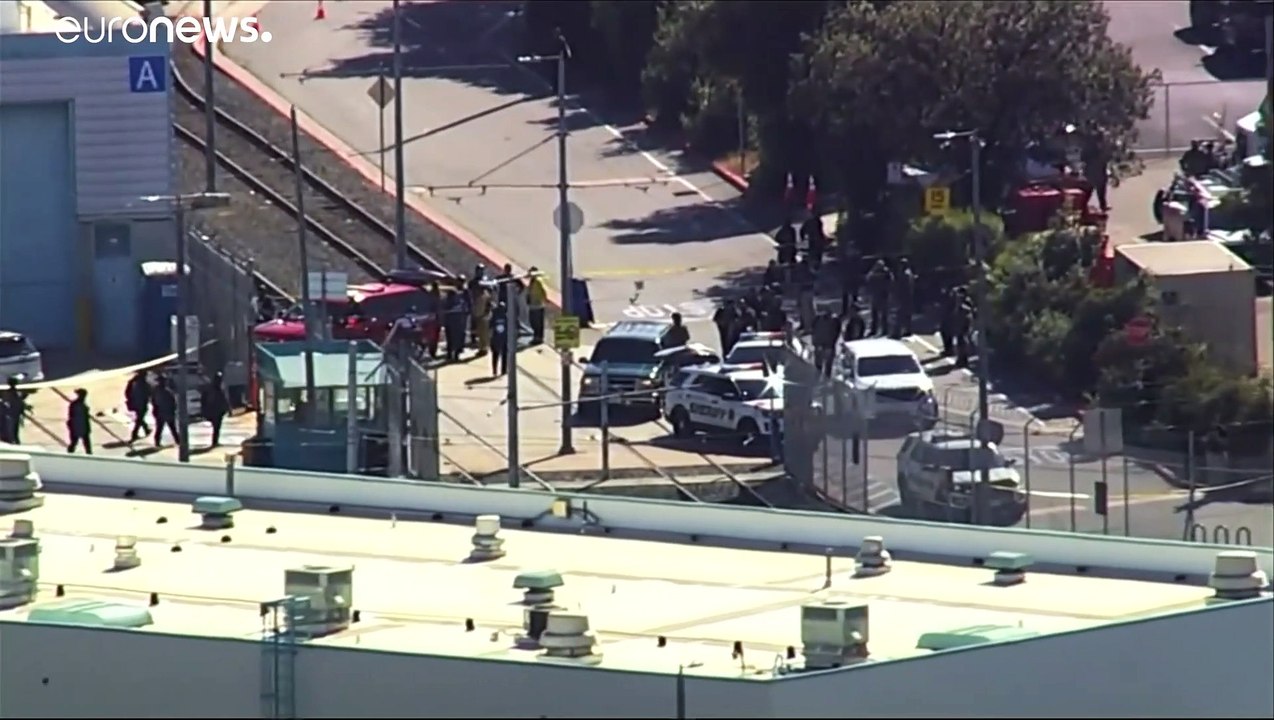 Mann erschießt 8 Menschen in Zugdepot in San José in Kalifornien