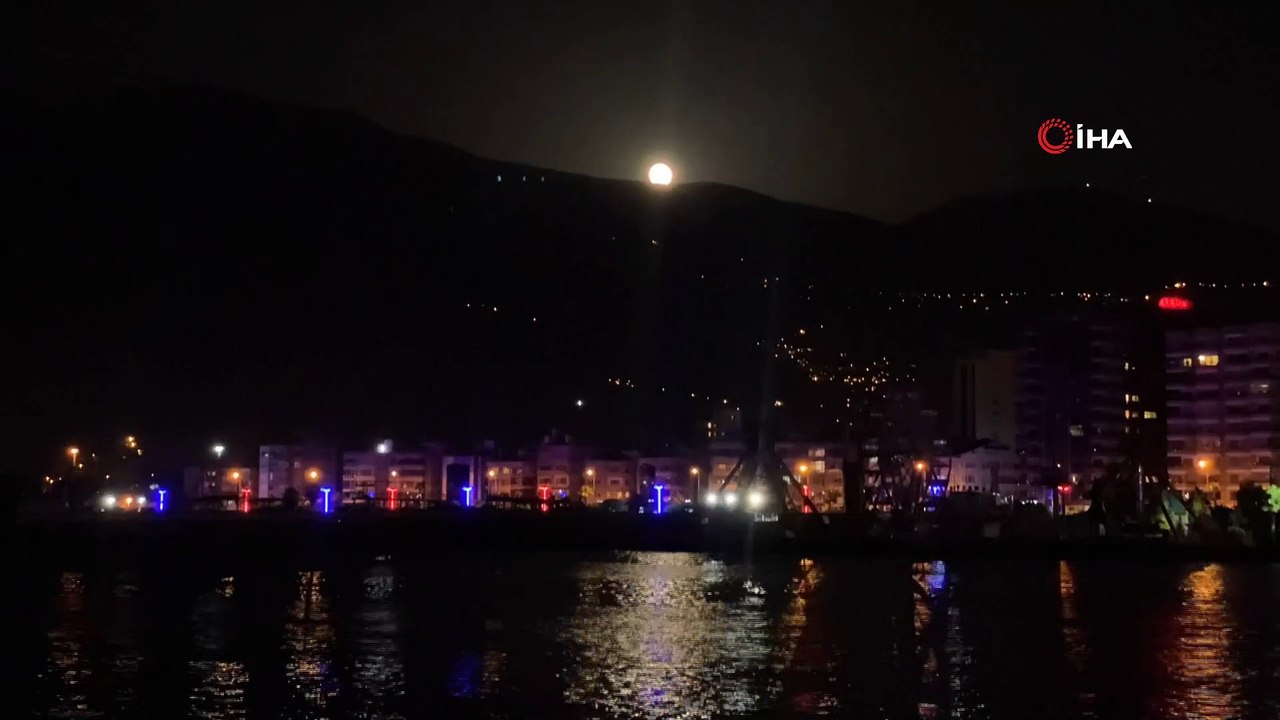 Amanos Dağları'nda ‘Süper Ay’ görsel şölen oluşturdu