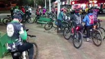 Maio Amarelo: Detran realiza ação educativa com ciclistas na Praça da Bíblia
