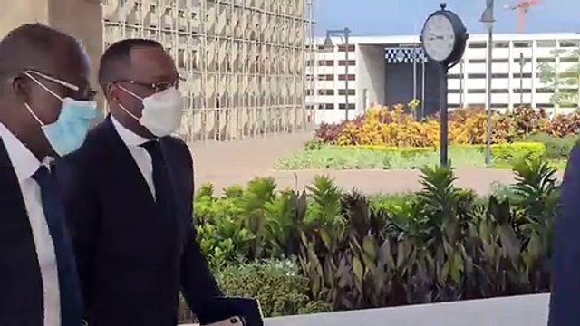 Bénin : l'ambiance du premier conseil des ministres du Gouvernement Talon II